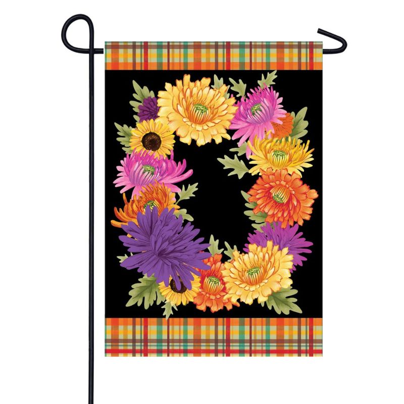 Fleur Of Mums Garden Flag